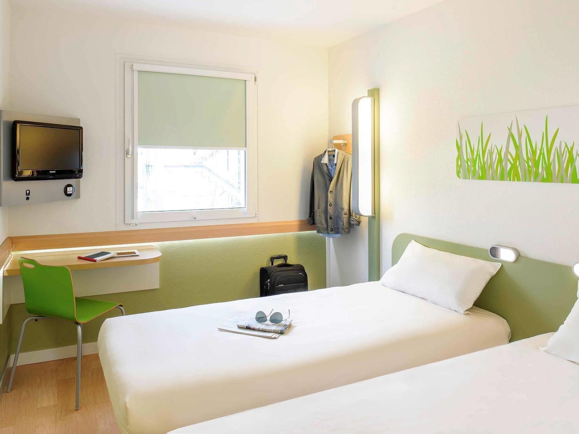 Ibis Budget Saint Jean De Maurienne Sainte-Marie-de-Cuines Zewnętrze zdjęcie